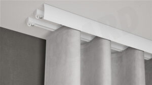 Gardinenschiene Modell 465 mit Vorhang